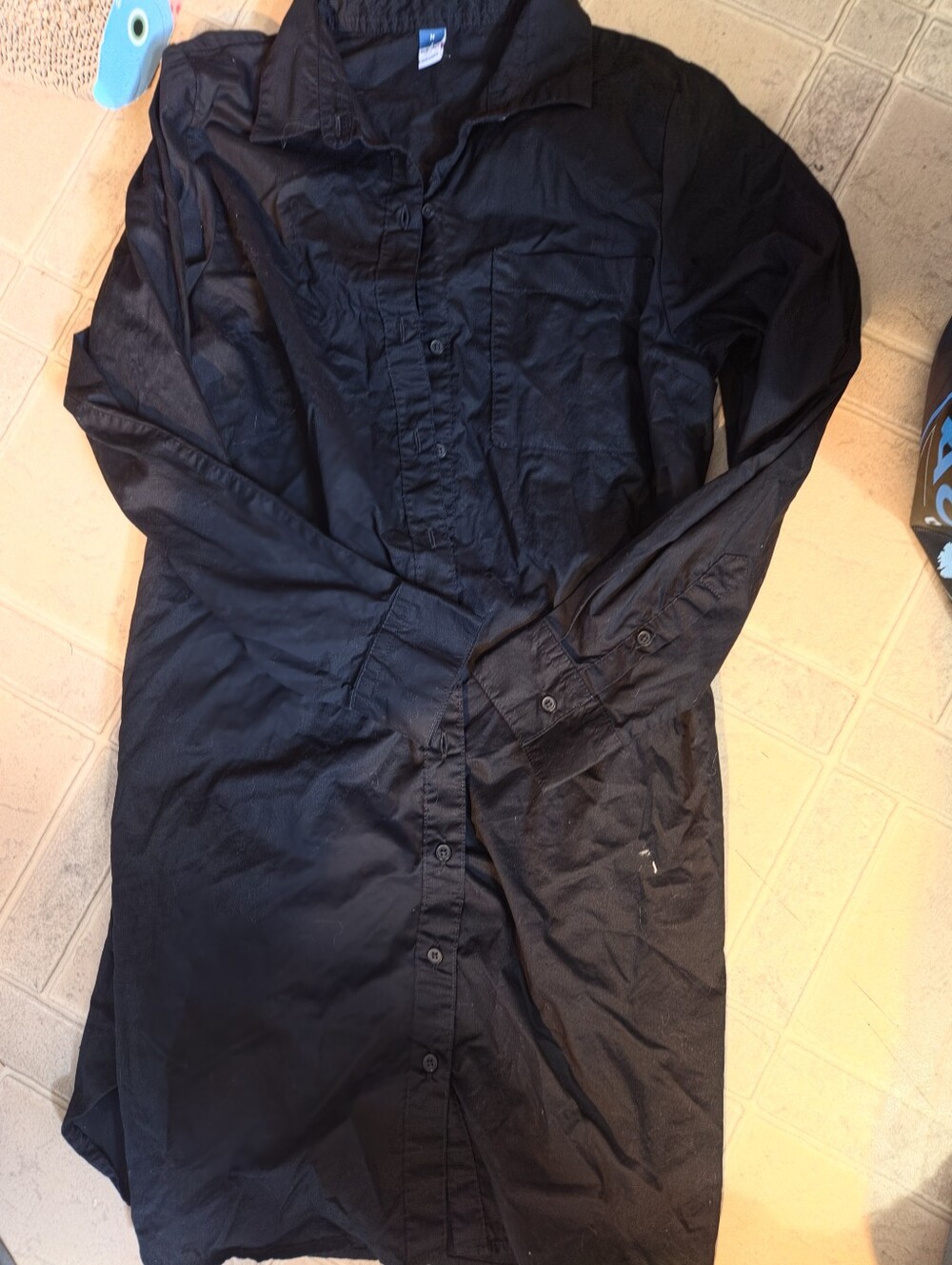 Womans Black Long-Sleeve Button Shirt Or Dress